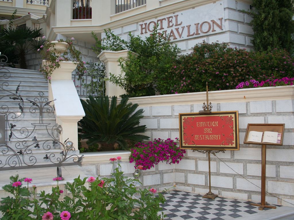 Enavlion Hotel