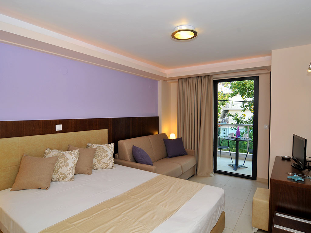 Panorama Inn Hotel: Triple room 
