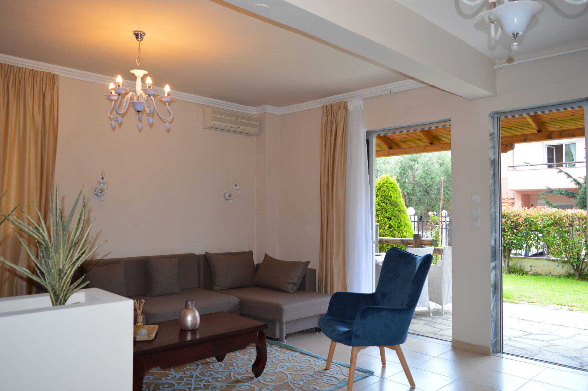 Leonidas Apartments: Premium Suite