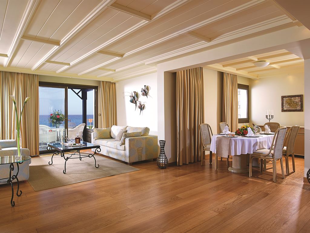 Aldemar Knossos Villas : Royal Suite SF Sharing Pool