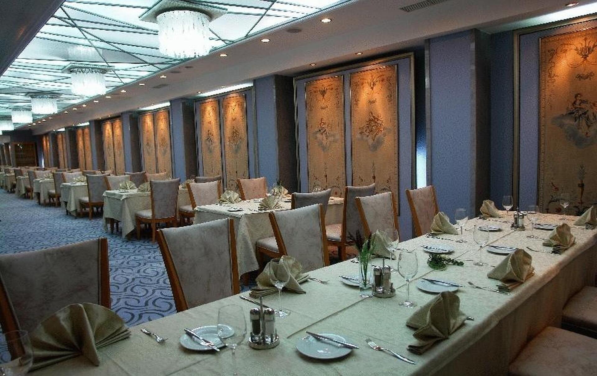 Marton Palace: Restaurant