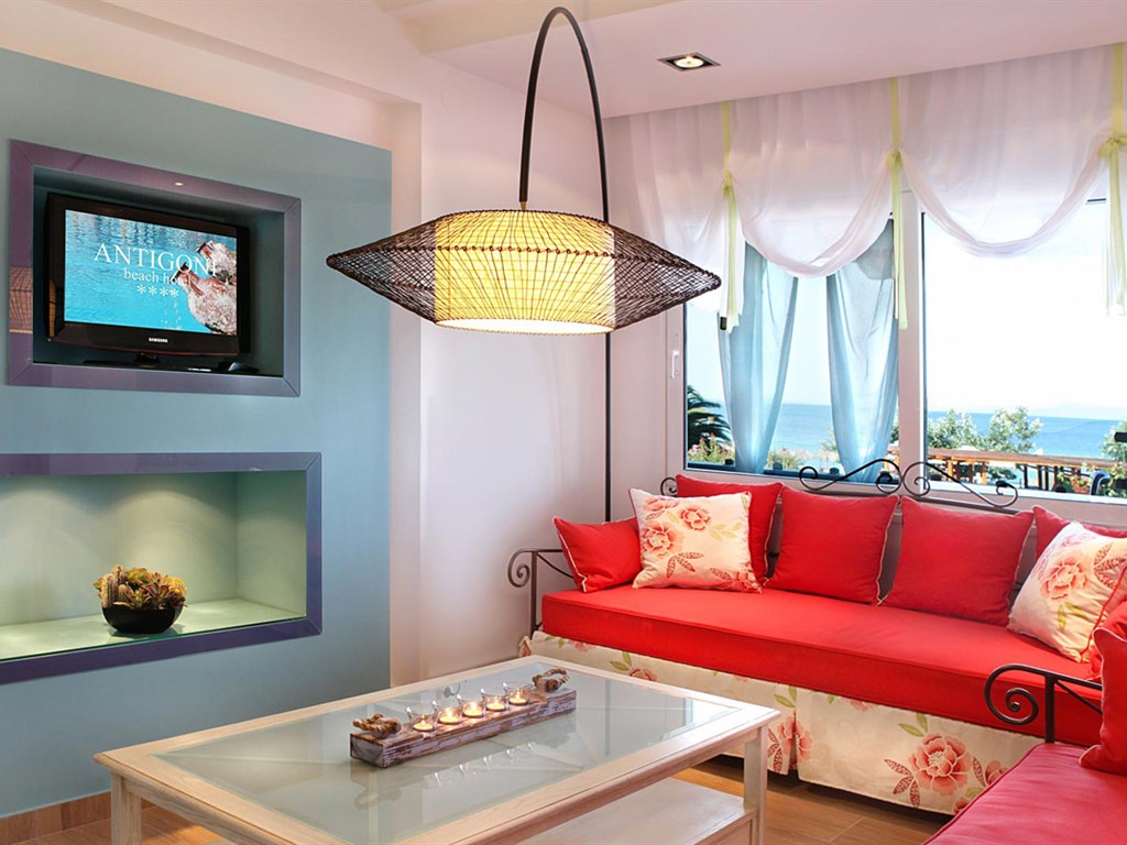 Antigoni Beach Hotel & Suites: Deluxe Suite