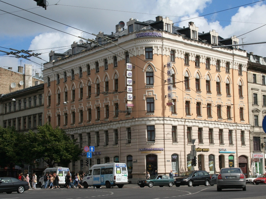 Irina Hotel
