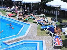 Corfu Village: Pool