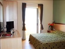 Alianthos Beach Hotel: Double Room